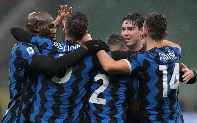  罗马德比战平局收场，穆里尼奥赛后暗批裁判  