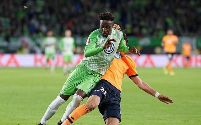  沃尔夫斯堡攻防均衡,德甲中游球队展现硬实力  