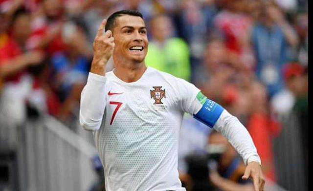  甘冈队长挺身而出，关键进球助力突围